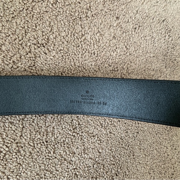 Authentic GUCCI unisex black leather belt with GG interlocking buckle - Picture 5 of 8